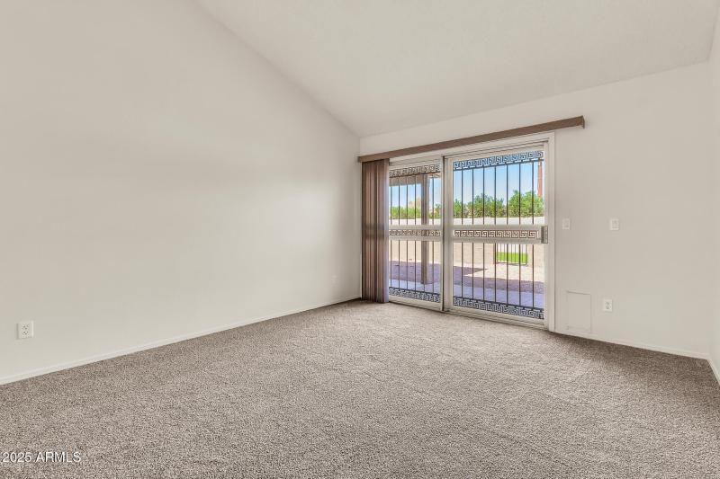 9834 E Minnesota Ave-26_(2048)