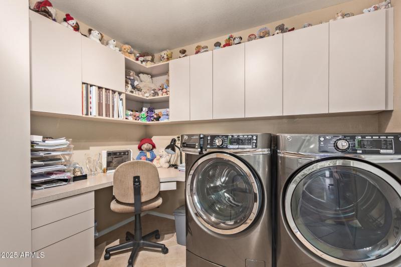 28 Laundry Room