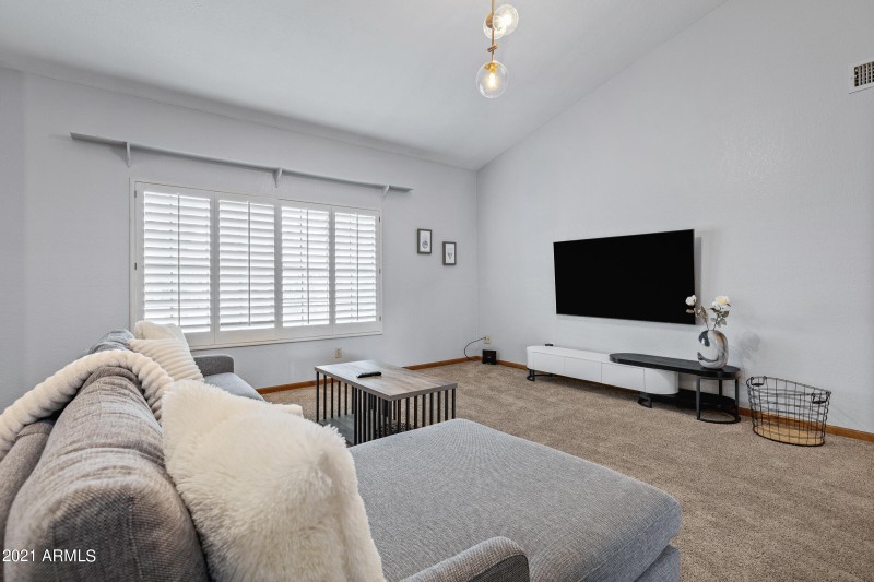 5735 E Campo Bello Dr-7