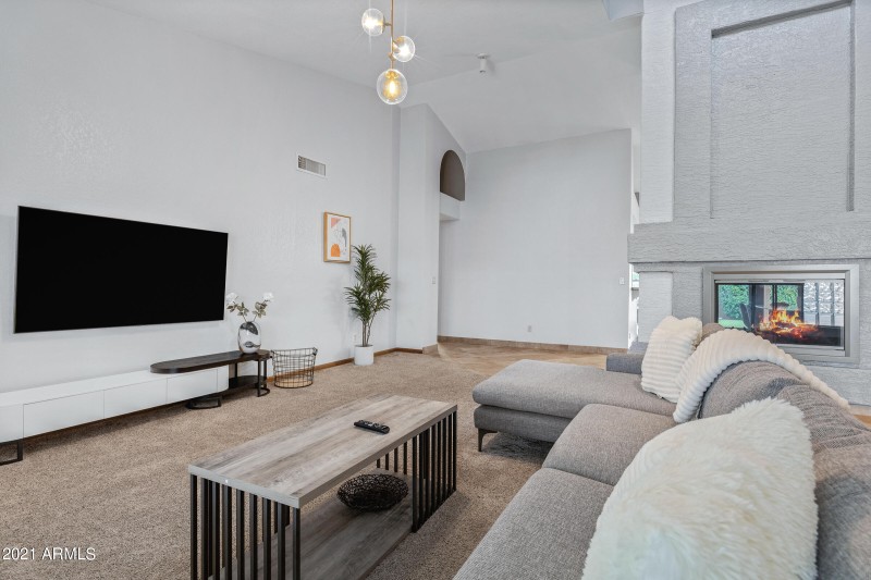 5735 E Campo Bello Dr-8