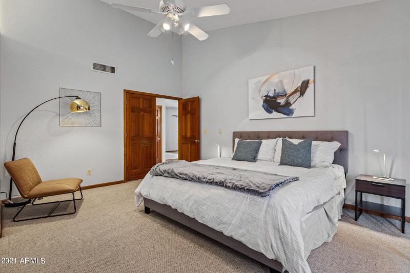 5735 E Campo Bello Dr-35