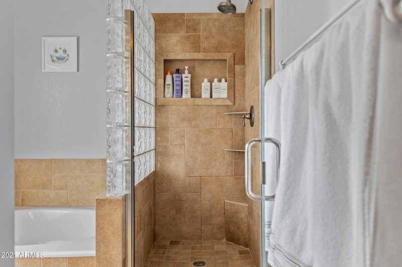 5735 E Campo Bello Dr-43