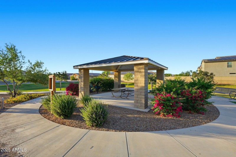 56-web-or-mls-ListerPros_056