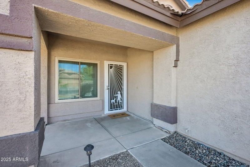 4-web-or-mls-W Magnolia St-S3010-004