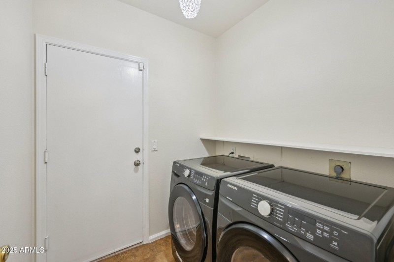 24-web-or-mls-W Magnolia St-S3010-024