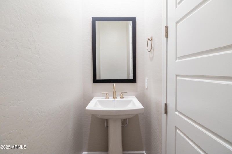 5128 Coolbrook Ave-14