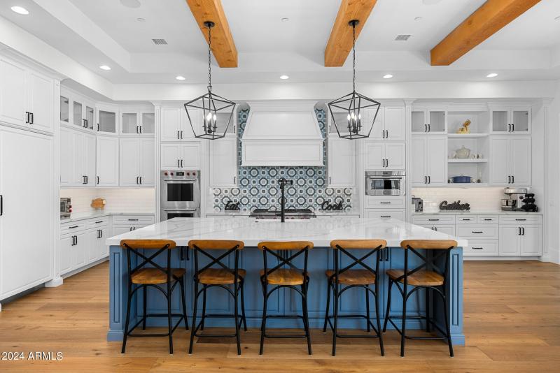 22oversized island kitchen bar