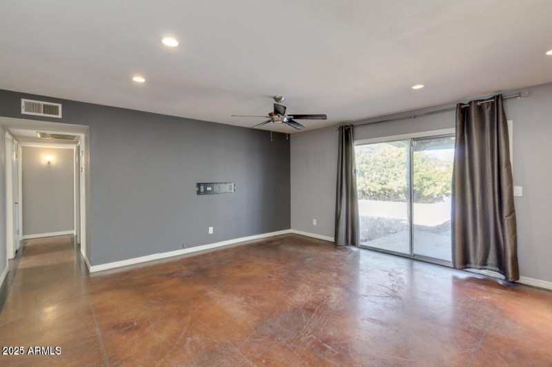 20210116180211041198000000-o