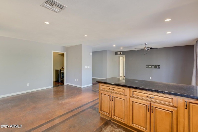 20210116180229056240000000-o