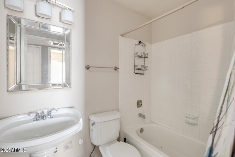 20210116180250836996000000-o