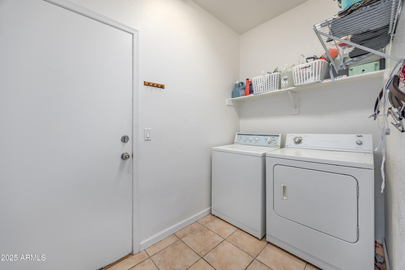 3408 E Rockwood Dr-20