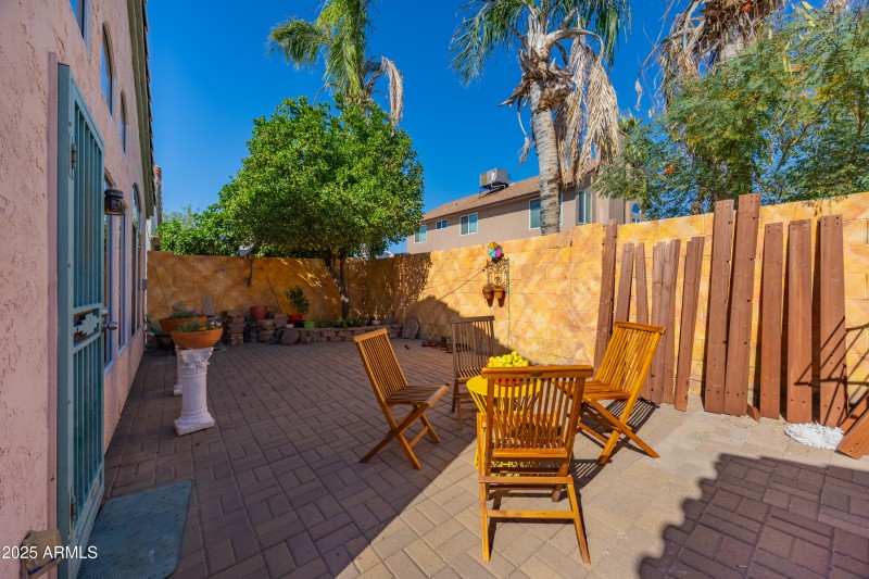 3408 E Rockwood Dr-22