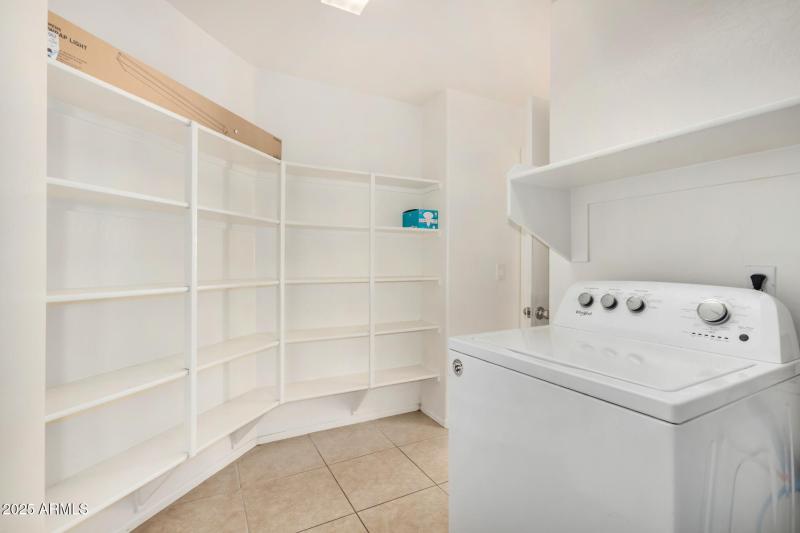 31 Laundry / Pantry