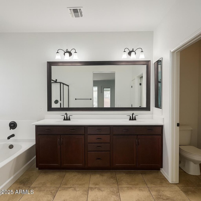 7C94BE9A-9CCE-4755-82DE-A6EE720F4328