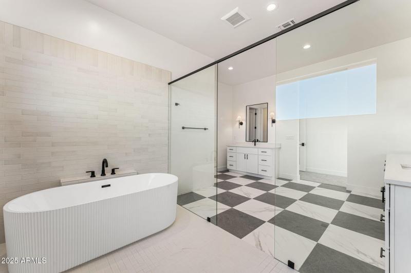 22-web-or-mls-DSC07013