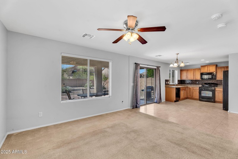 7-web-or-mls-8071 W Georgetown Way-7