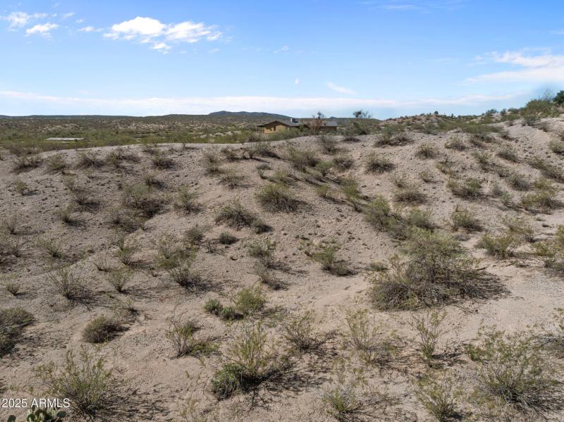 8-web-or-mls-DJI_20251028113803_0074_D