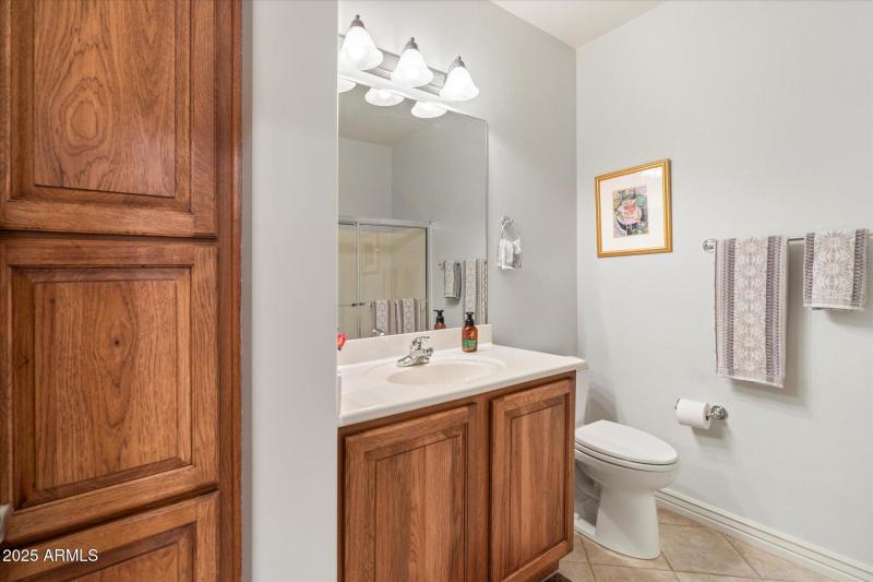 secondary bathroom
