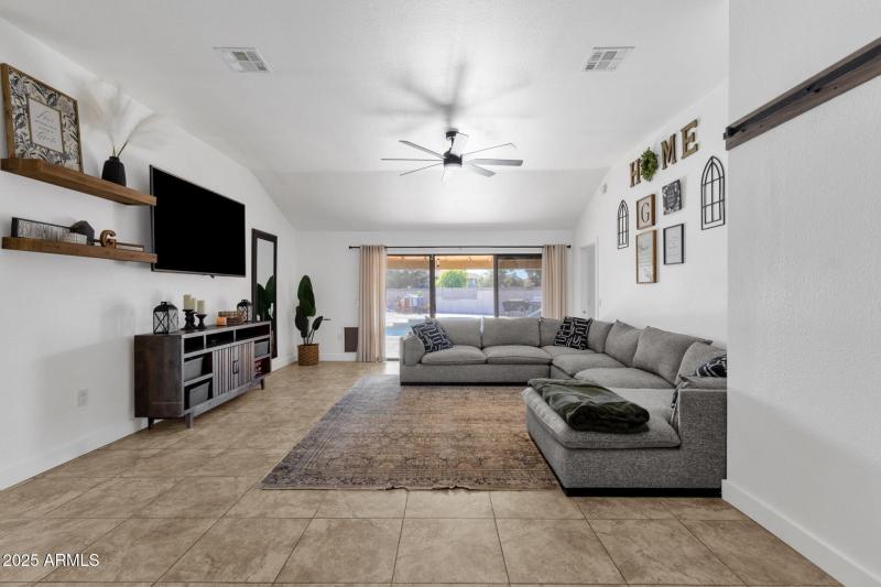 8-web-or-mls-1337-e-mineral-rd