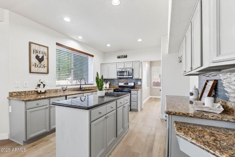 21_11530_W_Palm_Brook21_mls