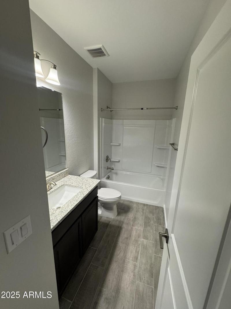 2nd bathroom