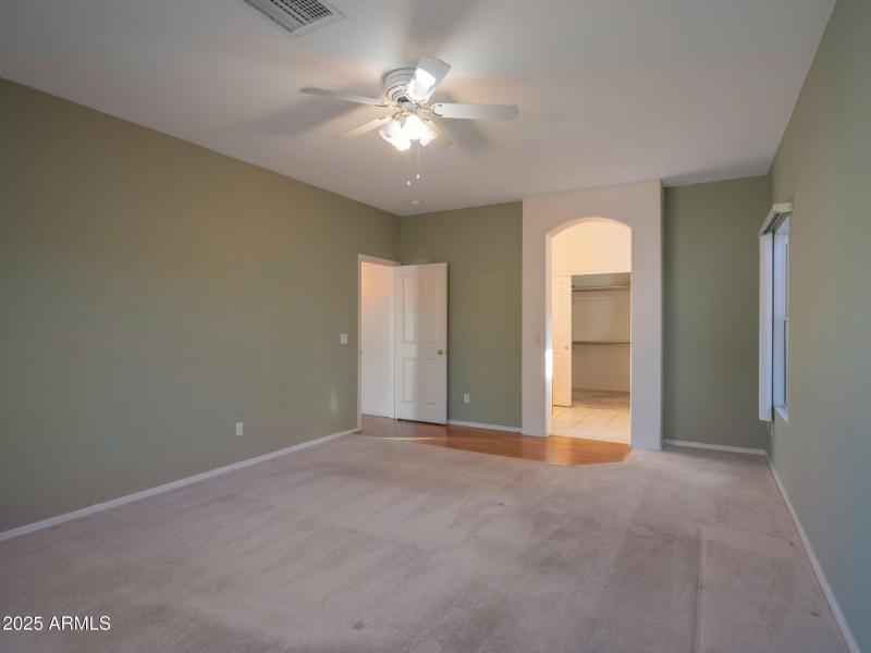 10-web-or-mls-Qp-1013086