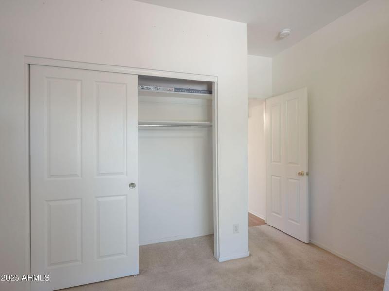 15-web-or-mls-Qp-1013098