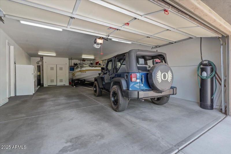 3100 N Summer_ 4 car garage