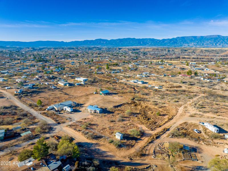 220 S Bright Star Ln