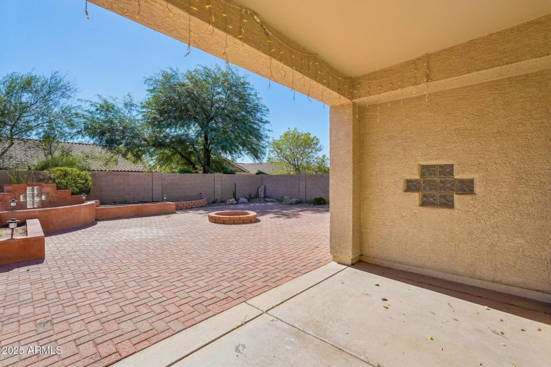 27-web-or-mls-W Kuralt Dr-S3010-027