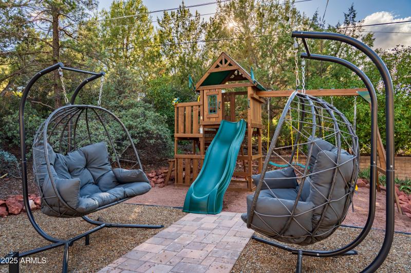 JL_265MountainShadows-exteriors-05