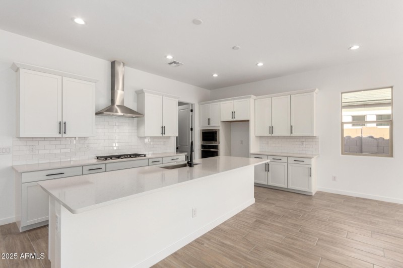 12 - Avenida Del Sol