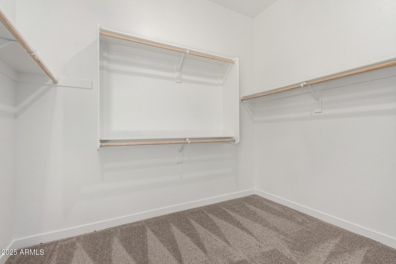 20 - Avenida Del Sol