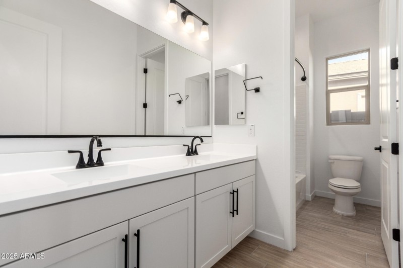 23 - Avenida Del Sol