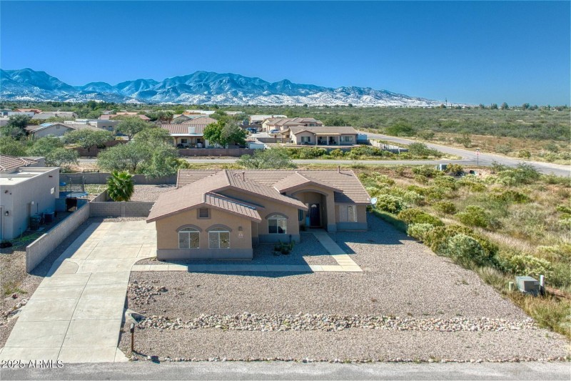 062003-4228 South Morning Glory Court