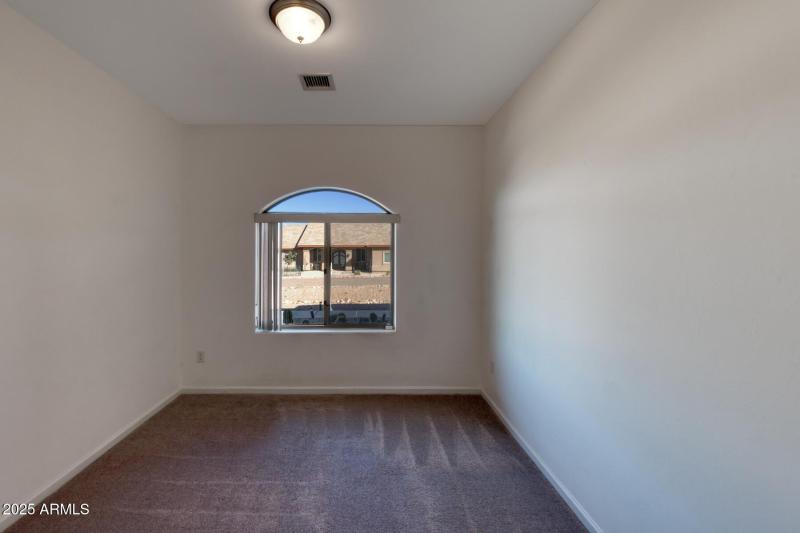 082173-4228 South Morning Glory Court