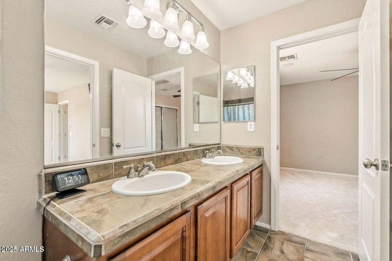 20250825204715403316000000-o