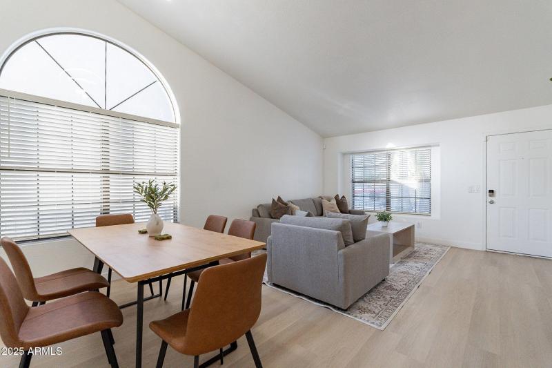 5-web-or-mls-Glendale-5