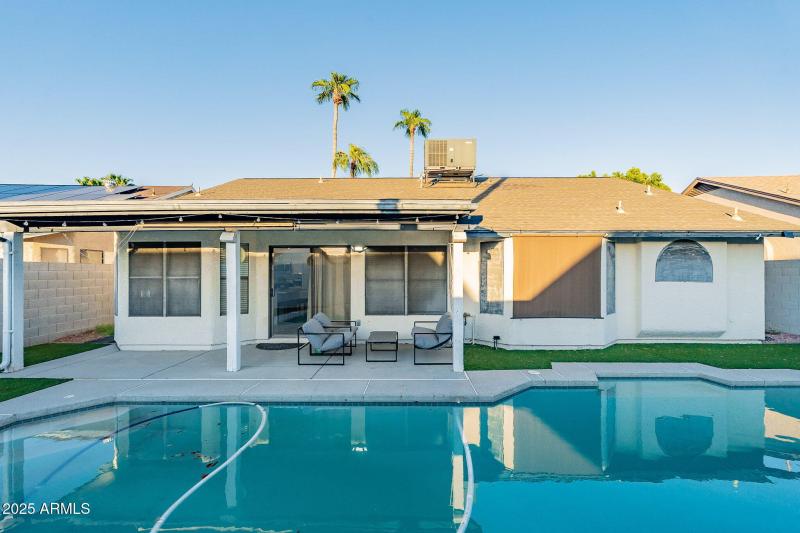 38-web-or-mls-Glendale-38