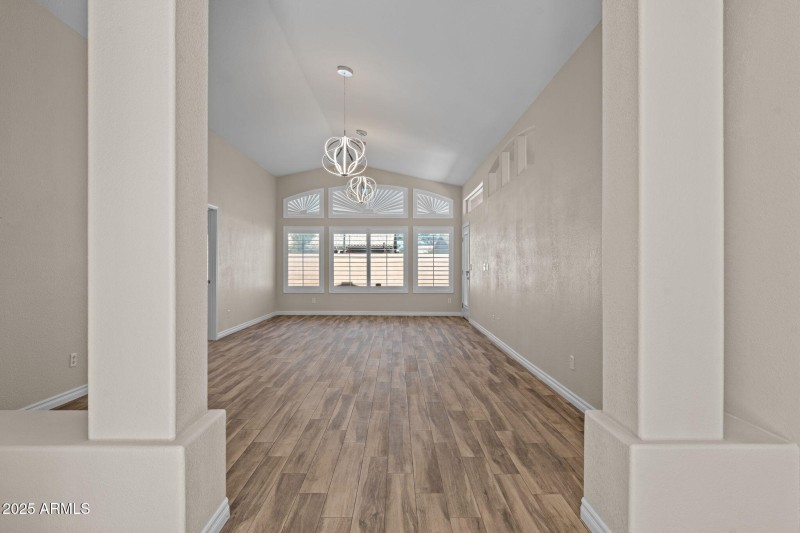 8-web-or-mls-DSC03623