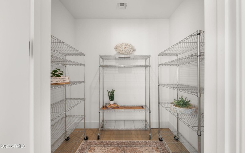 Was built to be walk in fridge