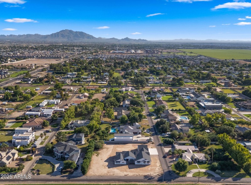 Best location in Gilbert!