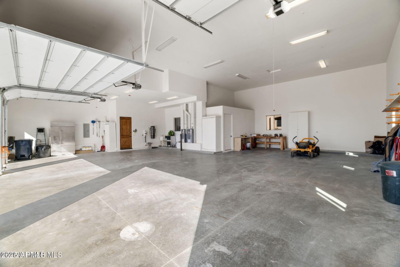 20250205183014193828000000-o