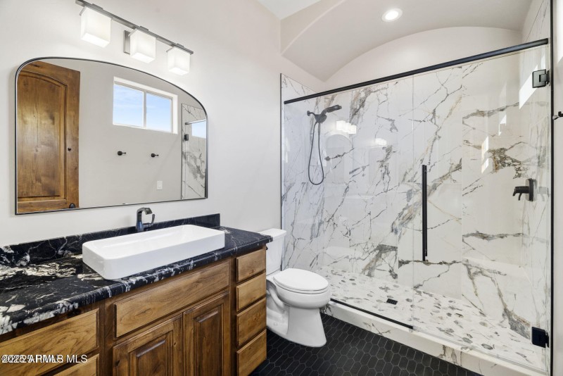 20250205182857942805000000-o