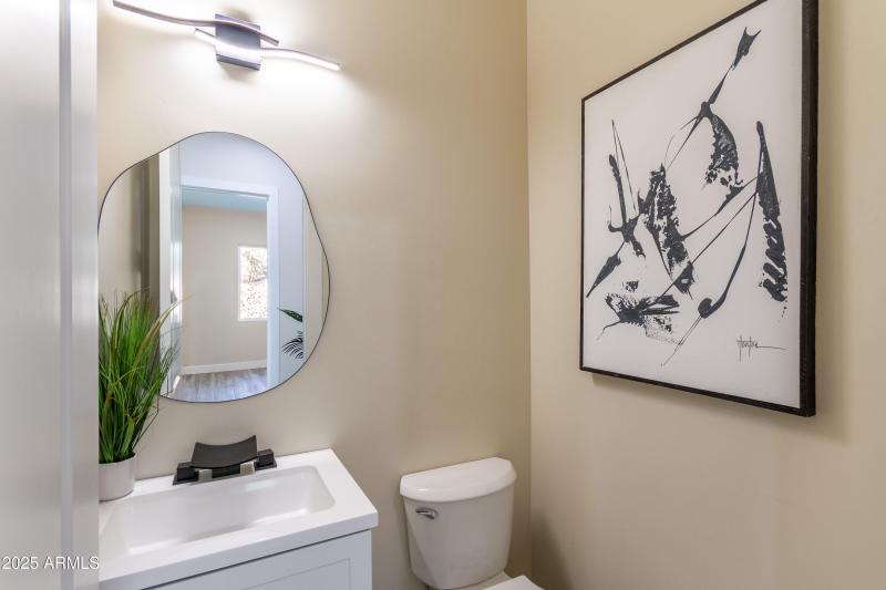 Interior 1580 Southview-11