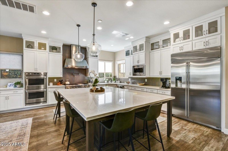 03-Show-Stopper Kitchen