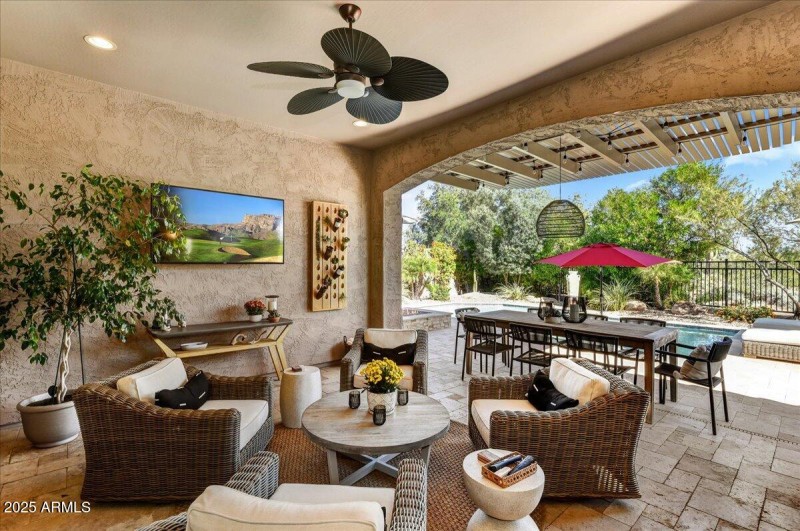 13-Multi-Use Large Covered Patio