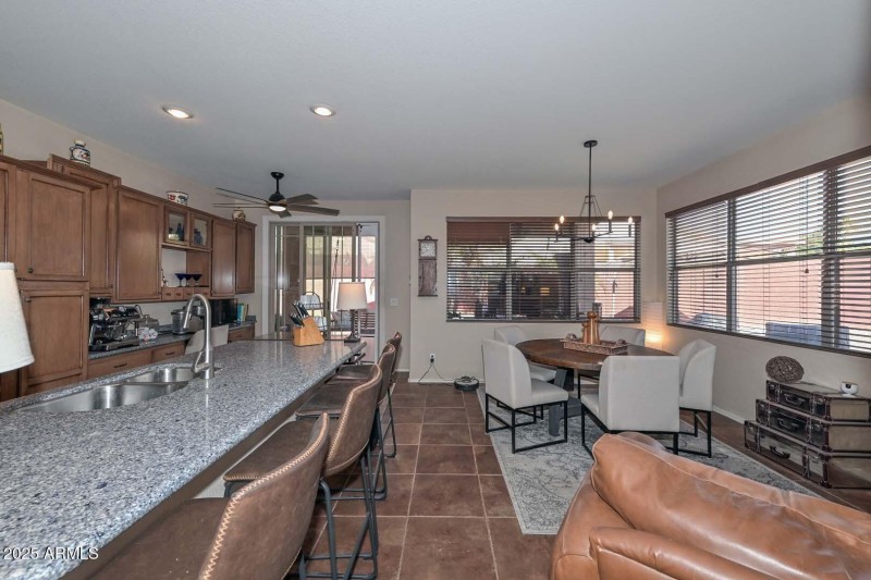 Kitchen-Breakfast Room