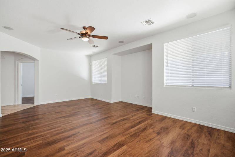 29-web-or-mls-030_ListerPros