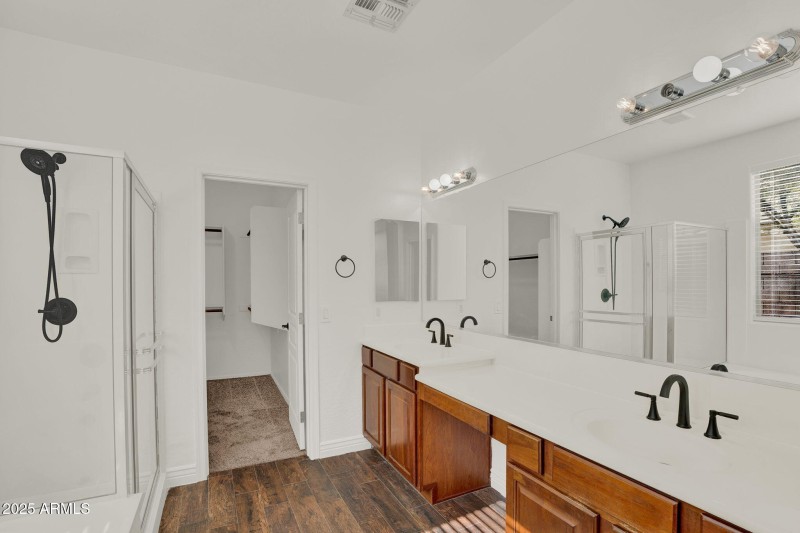 24-web-or-mls-7431 E Norwood St-22